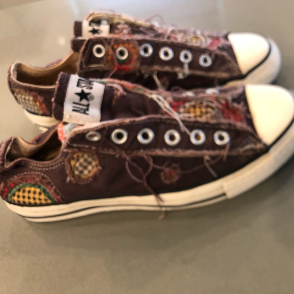 Converse